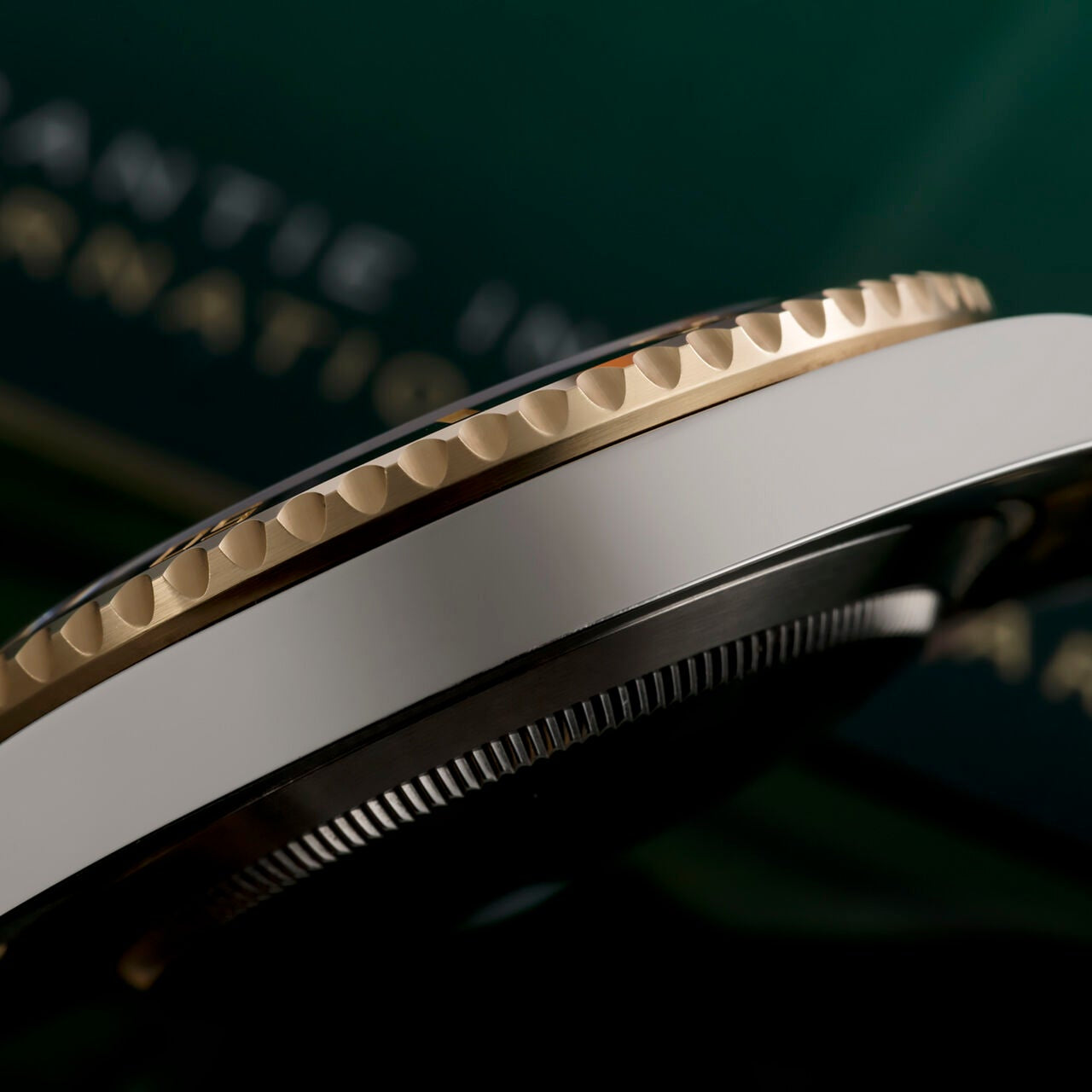 Rolex Submariner Negro y Dorado | Edición Limitada™